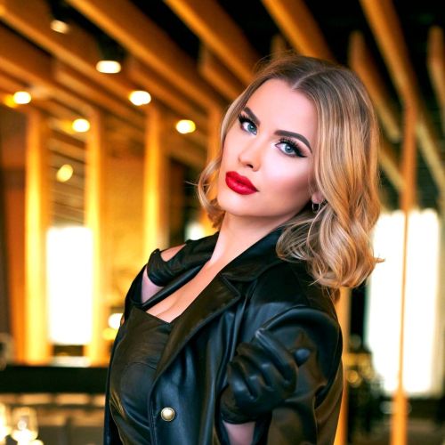 Galeriebild 5 von Mistress Luna May