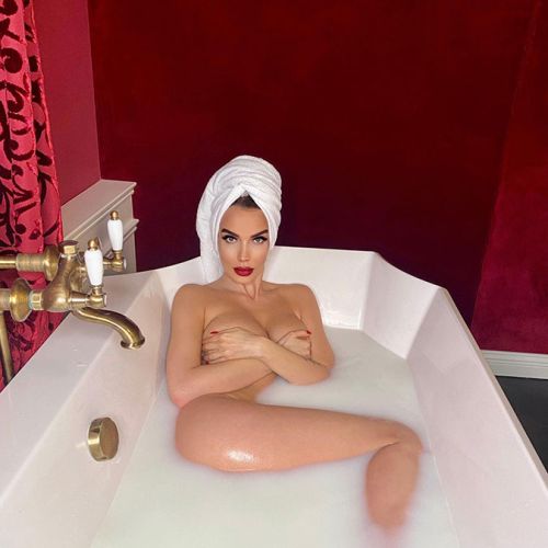 Galeriebild 32 von Goddess Kara