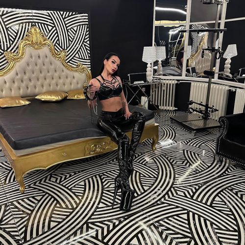 Galeriebild 11 von Goddess Kara